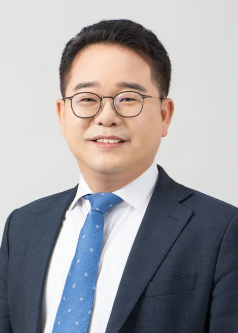 민병덕 사진